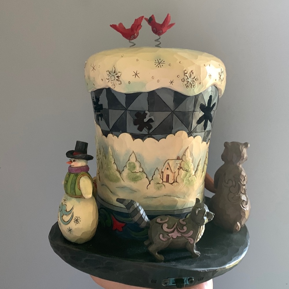 Jim Shore Top Hat Tidings. ❄️